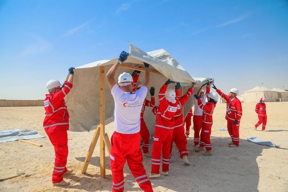 DMC-9 trainees practice emergency shelters