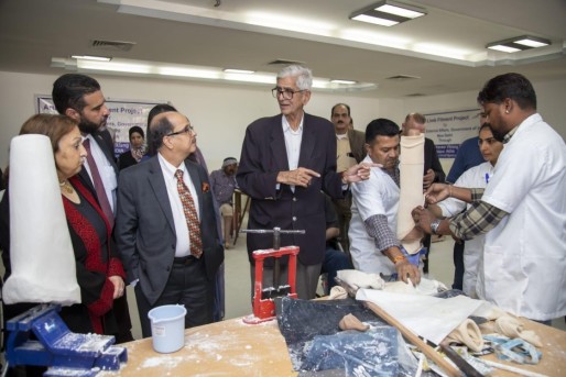 During his visit to Palestine, Indian official, health minister inaugurate the Artificial Limb Fitment Camp