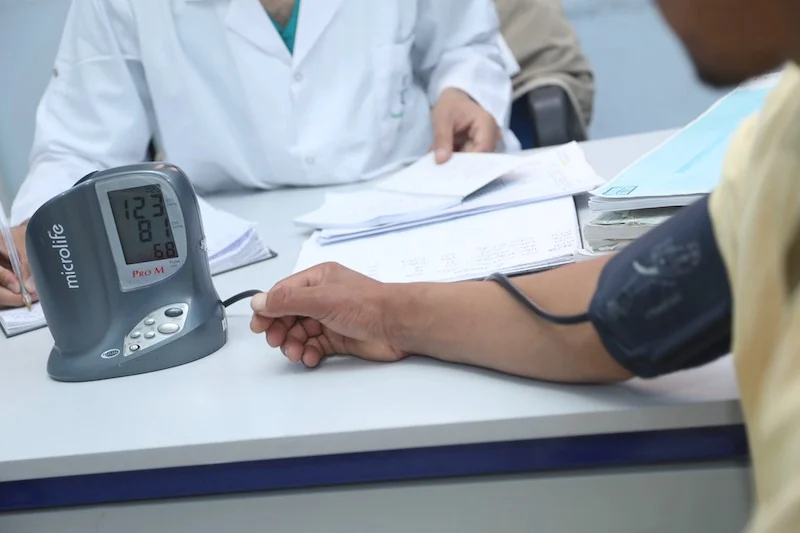 منظمة الصحة العالمية: ارتفاع ضغط الدم يفتك بـ247 ألف مغربي سنويا