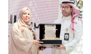 مجلس الصحة الخليجي يُكرم الدكتورة مريم الهاجري تقديراً لمساهمتها في تطوير العمل وإجراء البحوث الصحية الخليجية المشتركة