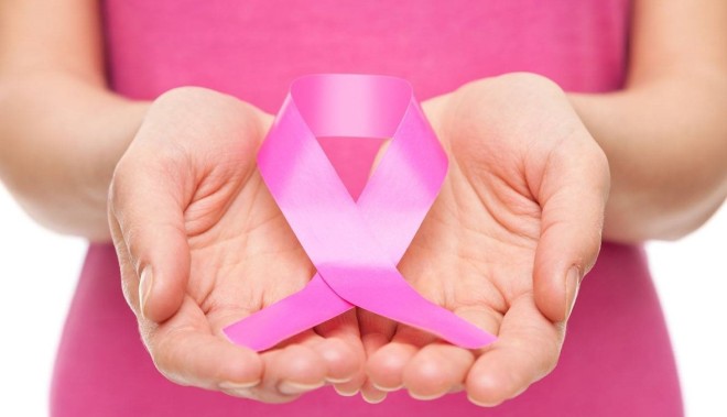 وزير الصحة يوجه بانطلاق حملة مكافحة سرطان الثدي ويؤكد وجود 53 مركزاً بالعراق