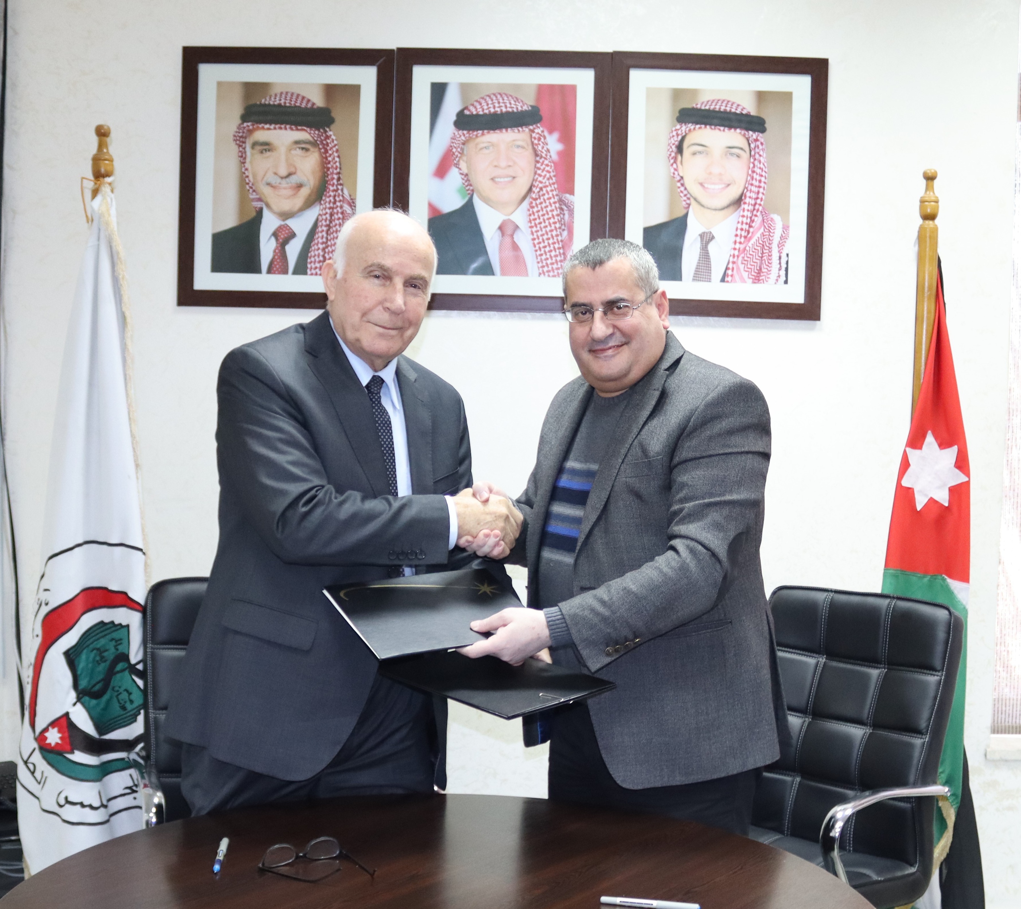 اتفاقية تعاون بين المركز الوطني لمكافحة الأوبئة والأمراض السارية والمجلس الطبي الأردني 