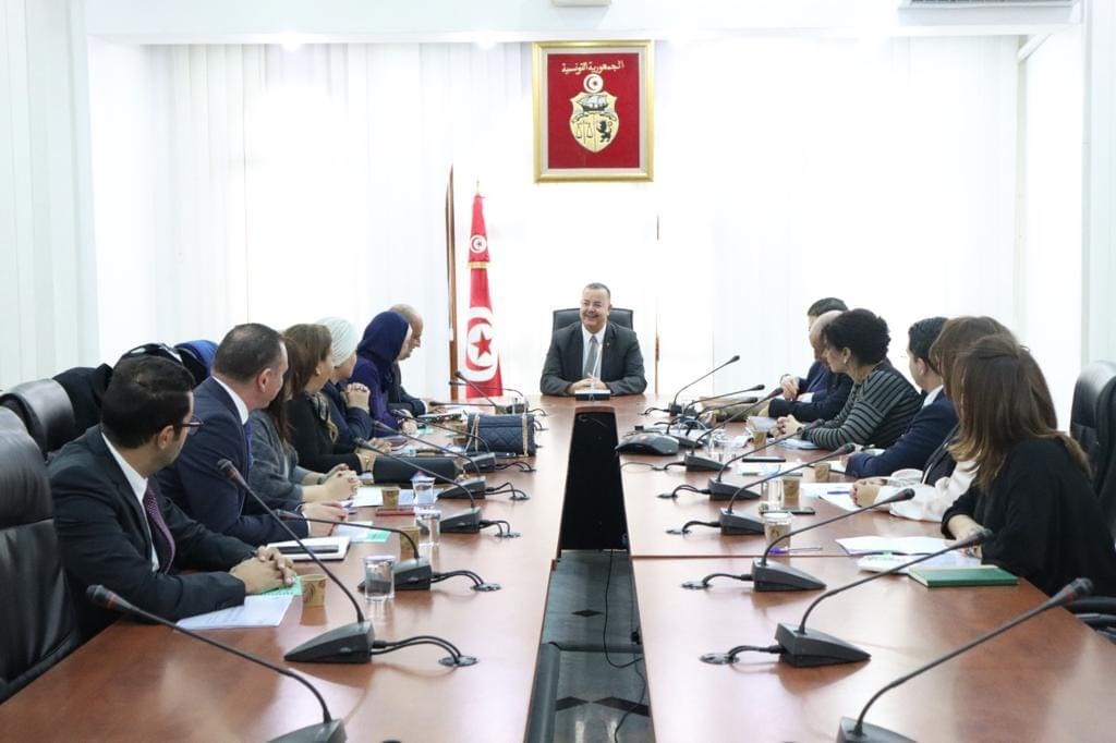 وزير الصحة يلتقي أعضاء المجلس الوطني الجديد لهيئة الصيادلة التونسيين