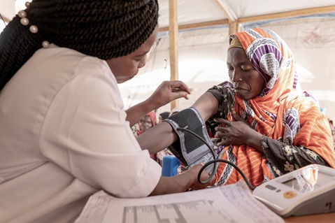 WHO launches new online course for health workers on caring for refugee and migrant populations