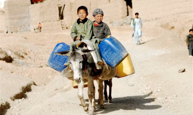 Disease and malnutrition stalk water-scarce Afghanistan