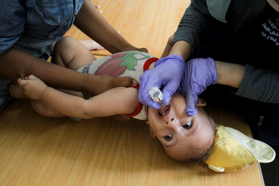 WHO aims to begin second phase of polio campaign in Gaza on Oct. 14