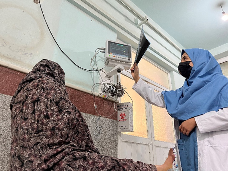 Basic emergency care training boosts the confidence of frontline health workers in Afghanistan