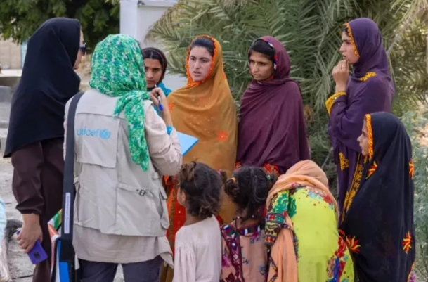 Rebuilding hope: UNICEF's lifeline to Iran's flood-stricken communities