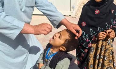 Taliban’s halt of door-to-door polio vaccination campaign leaves children vulnerable