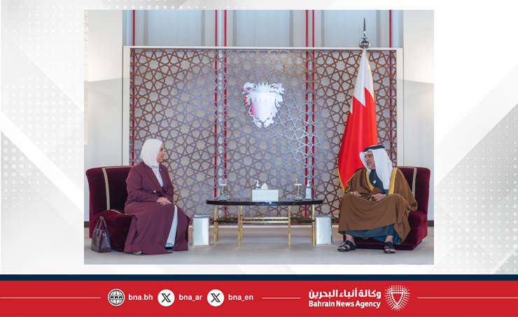 HRH the Crown Prince and Prime Minister meets with the outgoing World Health Organization Representative in Bahrain