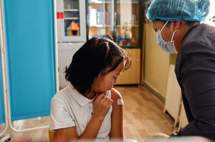 Gavi and Asian Development Bank sign new partnership to boost health financing for immunisation