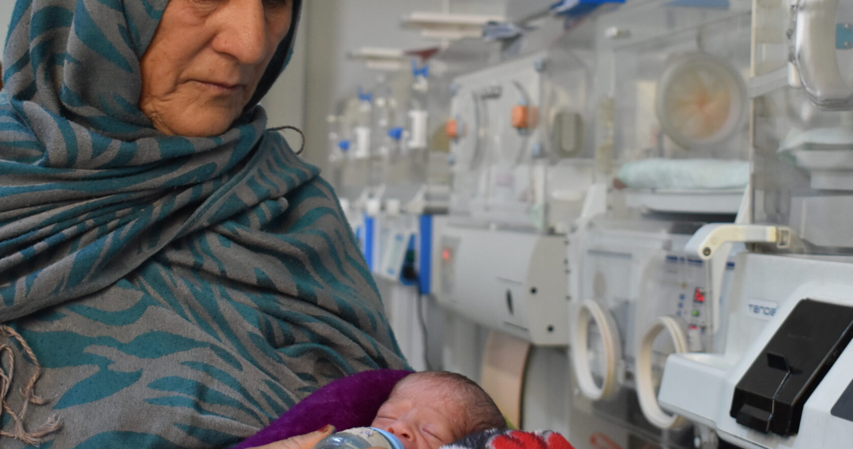 Afghanistan: Pressure grows on hospitals, as pediatric patient numbers rise