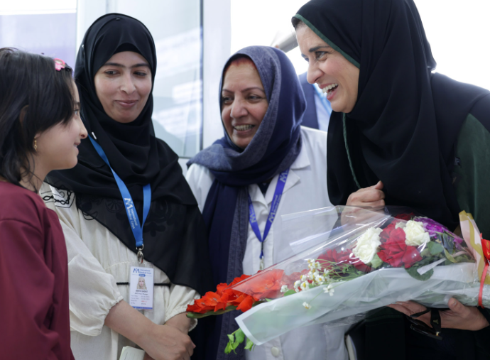 الدكتورة حنان بلخي، تؤكد على أهمية العمل الجماعي لدعم الاحتياجات الصحية لجميع الأفغان أثناء زيارتها إلى أفغانستان