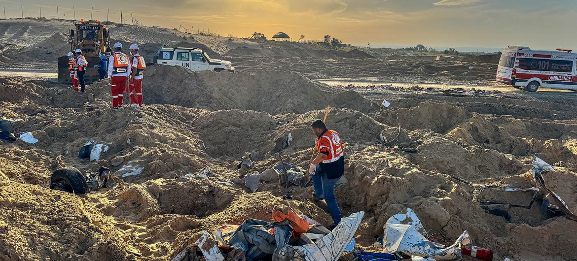 تقرير أممي يرصد استهداف العاملين في مجال الصحة والإغاثة في أماكن النزاعات حول العالم