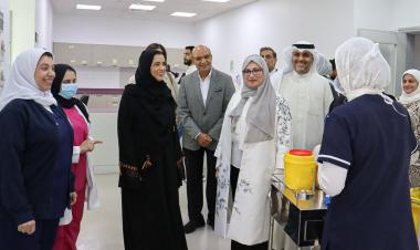 زيارة المديرة الإقليمية لمنظمة الصحة العالمية الدكتورة حنان بلخي إلى البحرين تُسلّط الضوء على التقدُّم الـمُحرَز في مجال الصحة والقيادة القُطرية في التعاون الإقليمي
