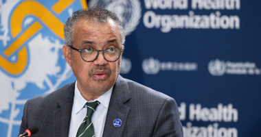 منظمة الصحة العالمية تنهى حالة الطوارئ الصحية لجدرى القرود بعد انخفاض الإصابات.. مدير المنظمة: رفع حالة الطوارئ لا يعنى أن التهديد قد انتهى.. المرض نادر ينتمى لنفس عائلة الفيروس المسبب للجدرى