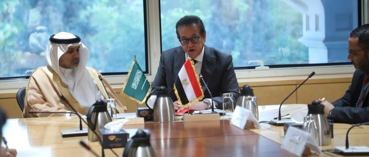 Egypt, Saudi Arabia discuss strengthening health cooperation