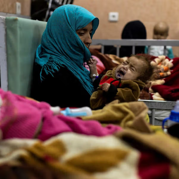 برنامج الأغذية العالمي: سوء التغذية يترك تأثيرًا صادمًا على النساء الأفغانيات