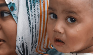 A nation’s response, a mother’s relief: Bangladesh steps up emergency measles vaccination