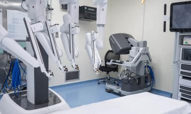 يوم الصحة العالمي/ الإمارات تقود مستقبل الرعاية الطبية بتقنيات مبتكرة وإنجازات عالمية