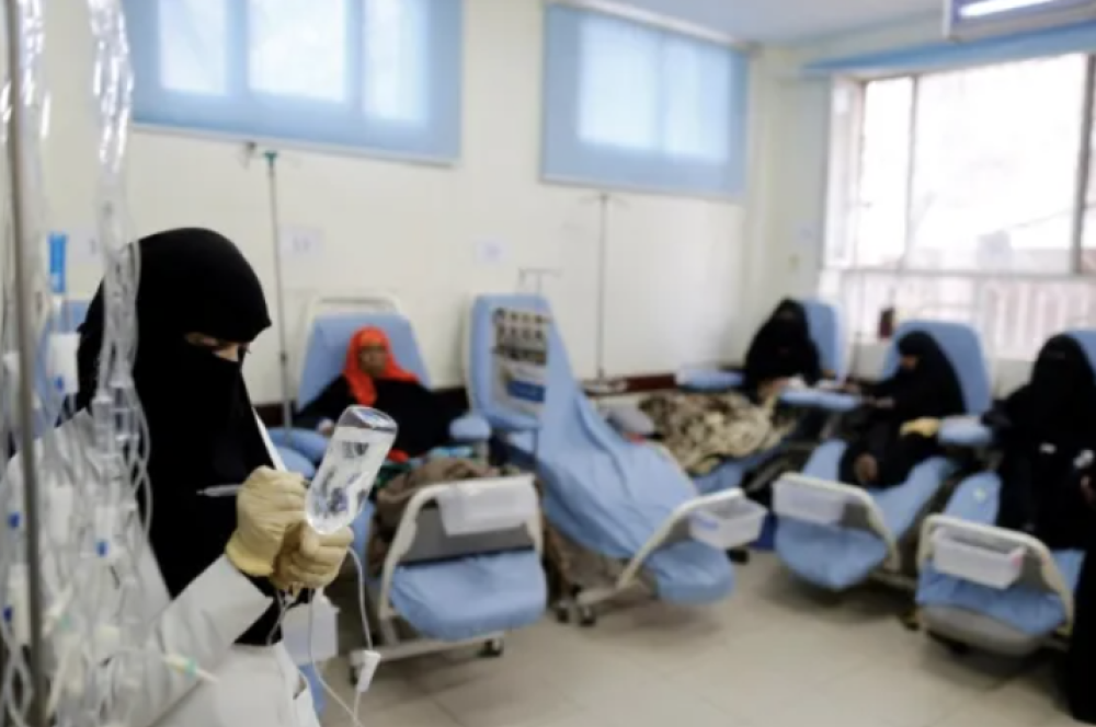 Medical Sources Warn of Severe Health Risks from Contaminated Cancer Solutions in Sana’a