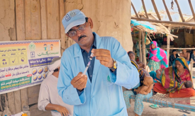 Navigating remote Sindh to deliver life-saving vaccines in Pakistan