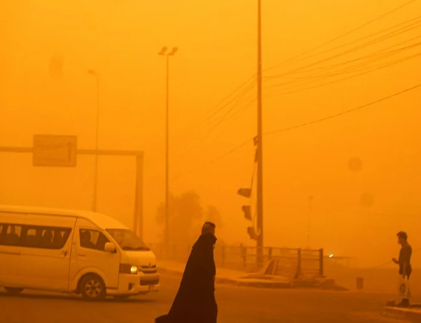 Dust storm in Iraq sends over 1,100 to hospital