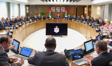مجلس الوزراء يقر اتفاقية بـ 400 مليون دولار لإصلاح القطاع الصحي ويعين أمينا عاما للمجلس الاقتصادي