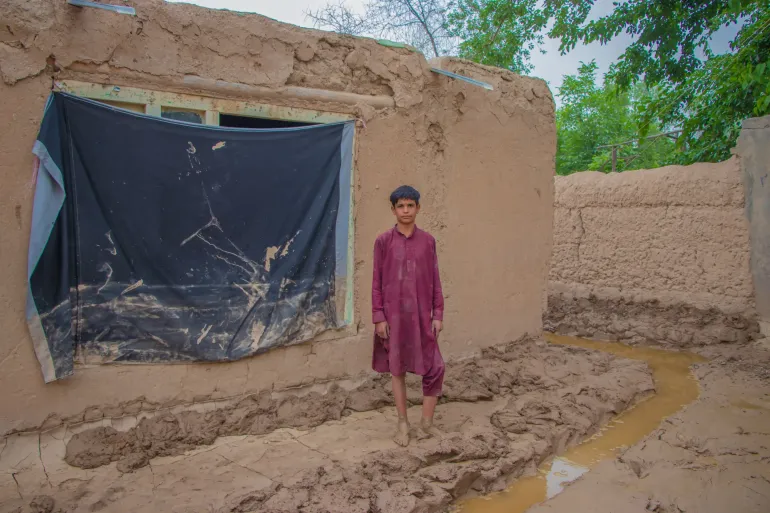 More than 8.8 million children in Afghanistan exposed to at least three climate hazards, UNICEF report warns