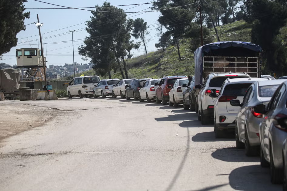 الضفة الغربية: تأخير سيارات الإسعاف الفلسطينية من قبل إسرائيل يُهدد الأرواح