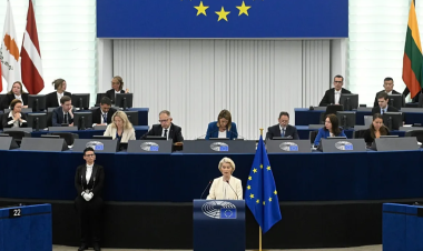 AI in health must be done in a ‘European way,’ without replacing doctors, von der Leyen says