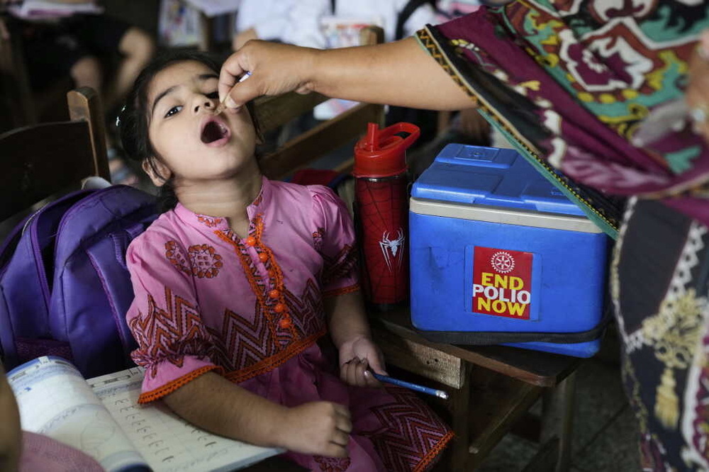 Pakistan Launches Polio Vaccination Campaign