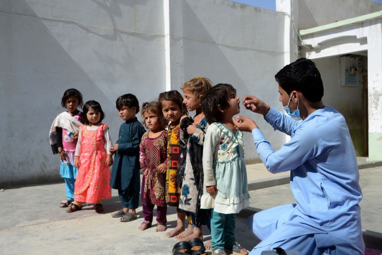 Afghanistan launches polio vaccination targeting 9.9 mln children