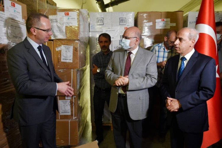 تركيا تقدم 90 طنا من المساعدات الطبية إلى لبنان ووزير لبناني يشكرها