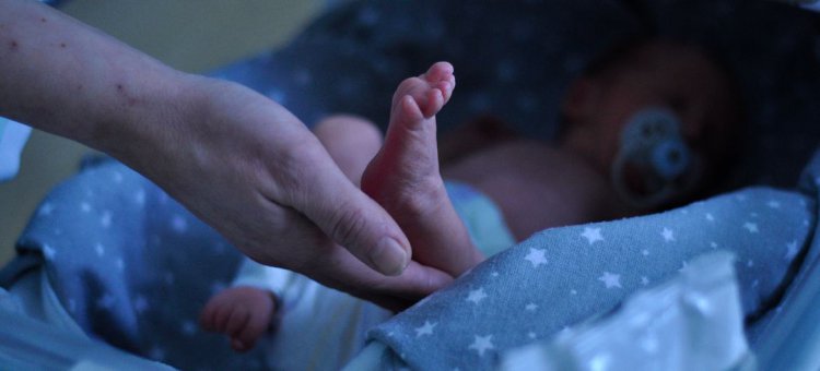أوكرانيا: الحرب تزيد من مخاطر الولادات المبكرة، وحاجة إلى المزيد من أجهزة التنفس للأطفال الخدج
