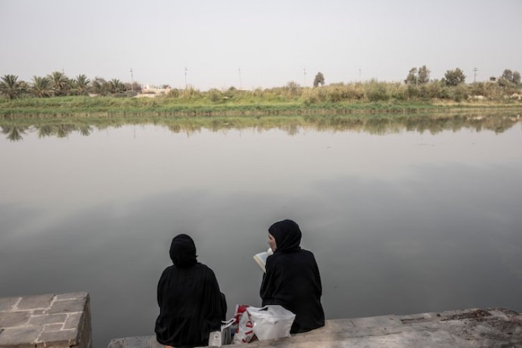 Climate migrants flee Iraq's parched rural south, but cities offer no refuge