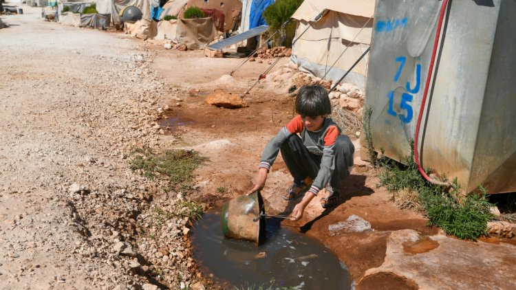 First cholera death in Lebanon as outbreak spreads from Syria